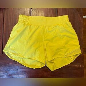 Lululemon Hotty Hot High Rise 4 inch inseam size 8